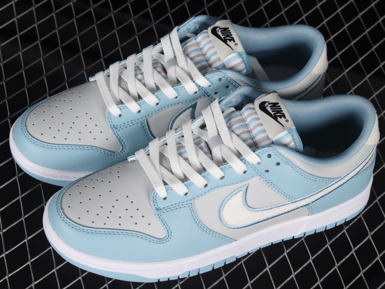 Nike Dunk Low Retro Fleece Swoosh Worn Blue  FB1871-011