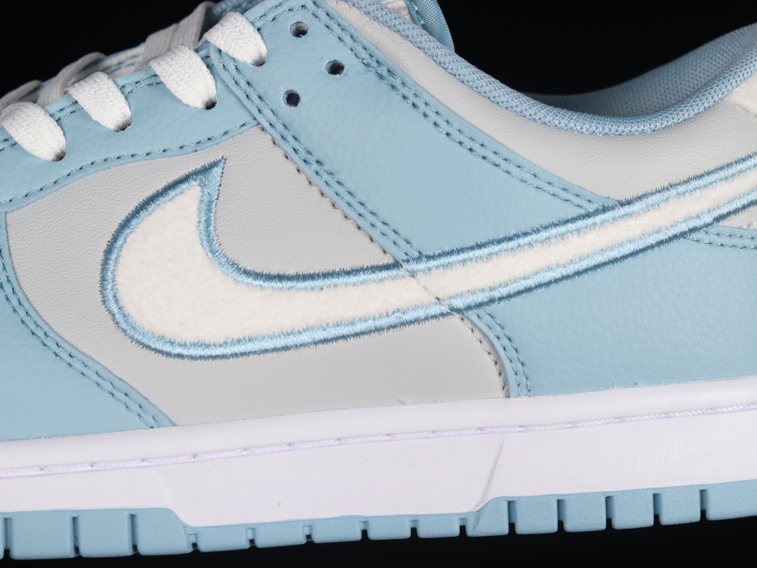 Nike Dunk Low Retro Fleece Swoosh Worn Blue  FB1871-011