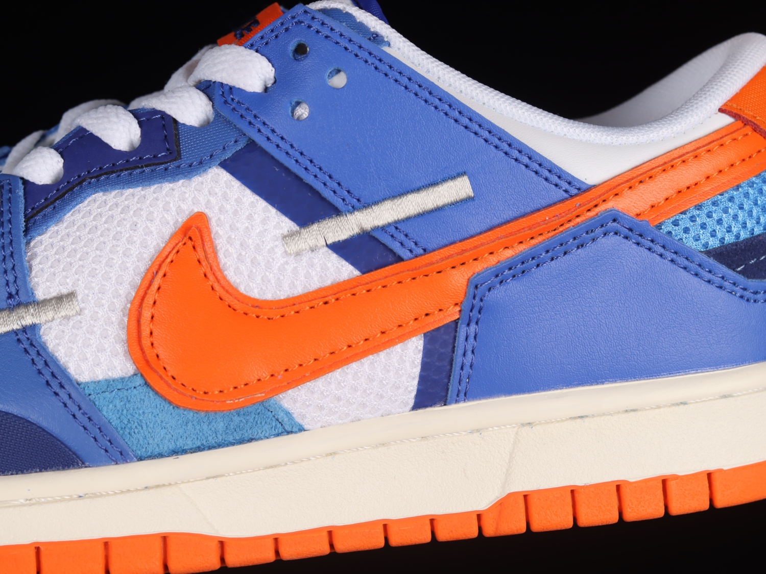 Nike Dunk Low Scrap Knicks DM0128-100