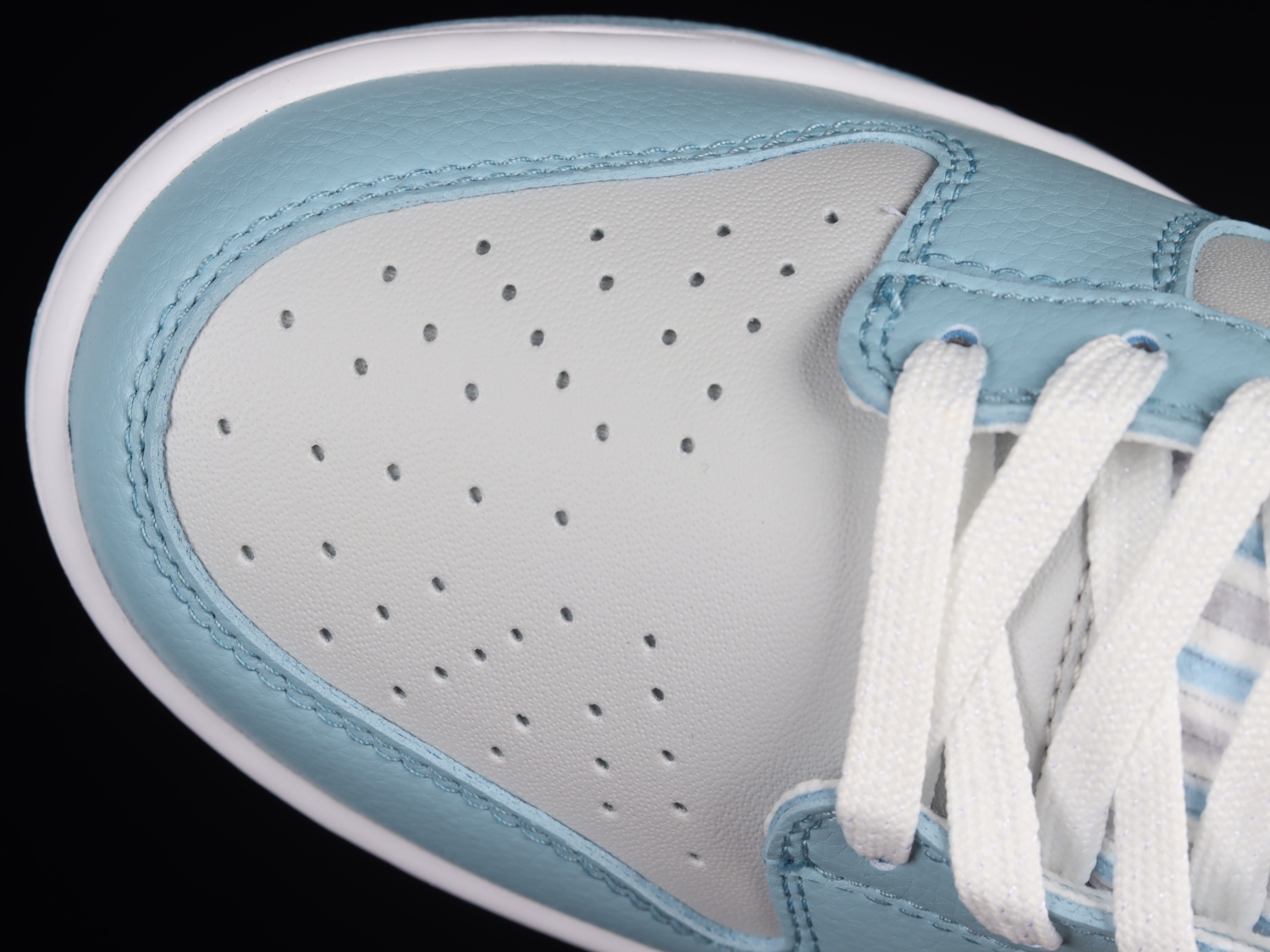 Nike Dunk Low Retro Fleece Swoosh Worn Blue  FB1871-011