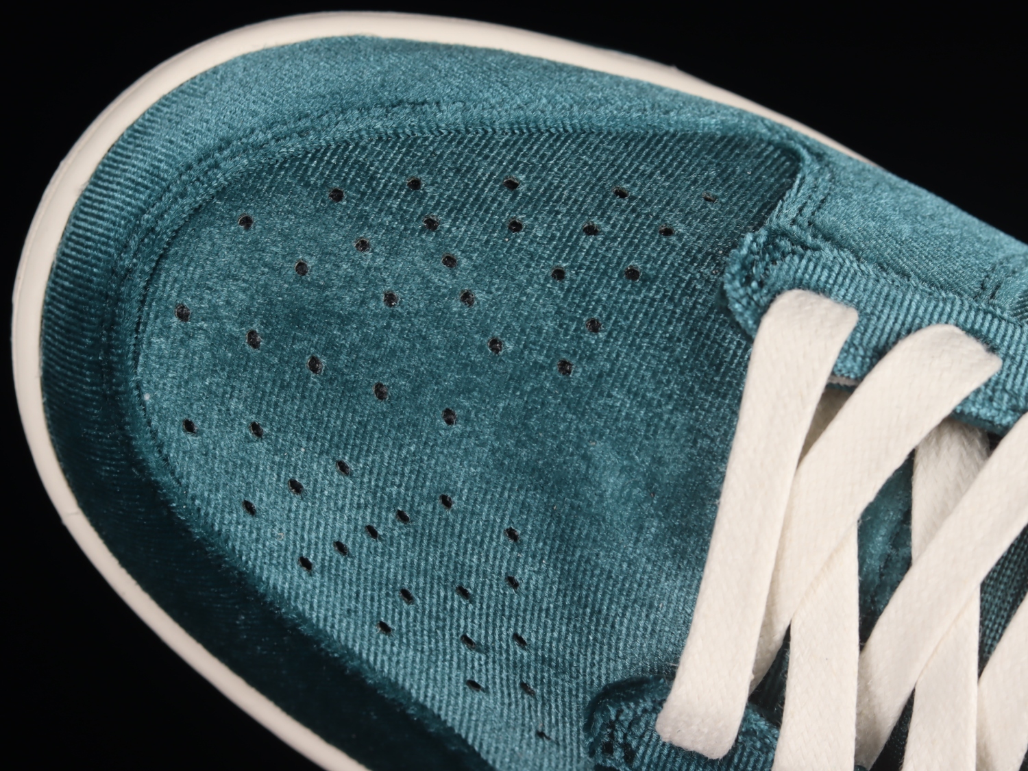 Nike Dunk Low Velvet Teal (W)  DZ5224-300