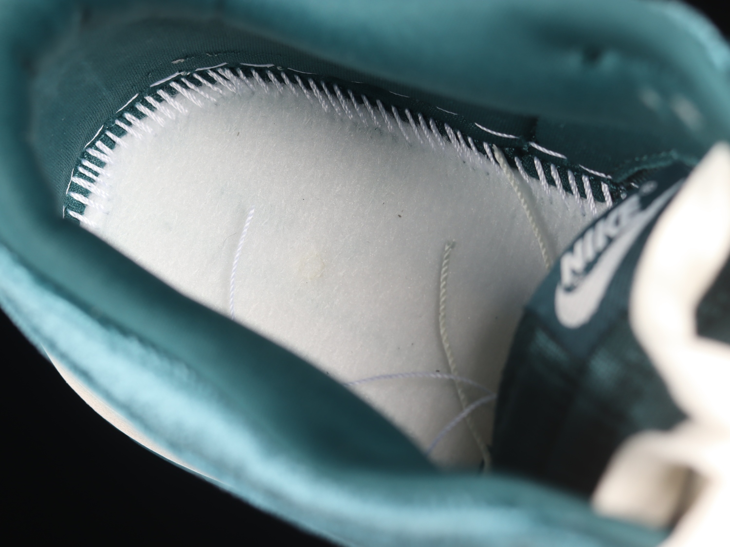 Nike Dunk Low Velvet Teal (W)  DZ5224-300