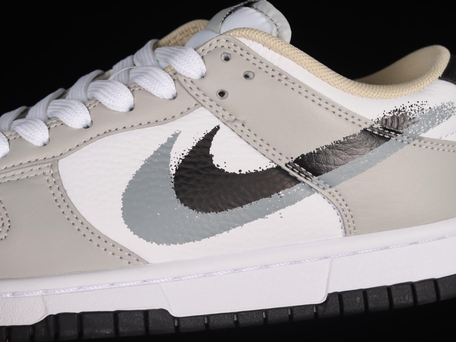 Nike Dunk Low Stencil Swoosh FD0661-100