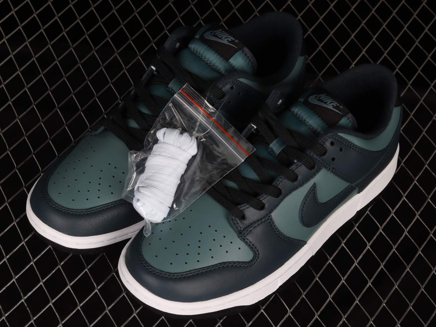 Nike Dunk Low Mineral Slate Armory Navy DR9705-300