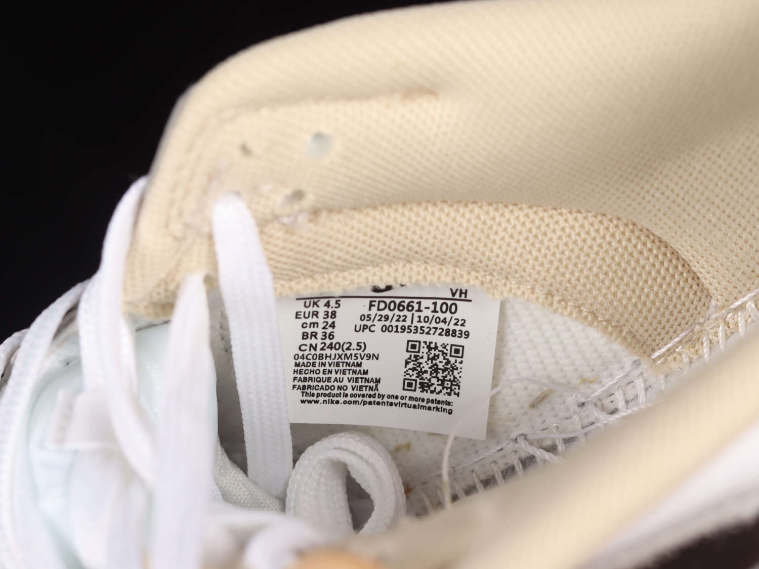 Nike Dunk Low Stencil Swoosh FD0661-100