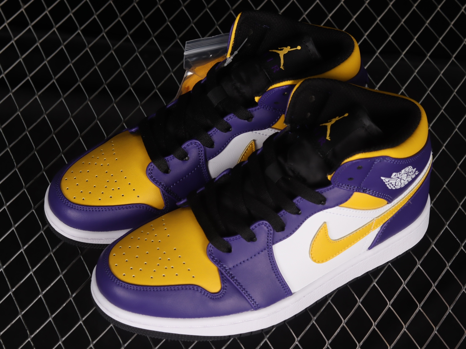 Jordan 1 Mid Lakers (2022) DQ8426-517