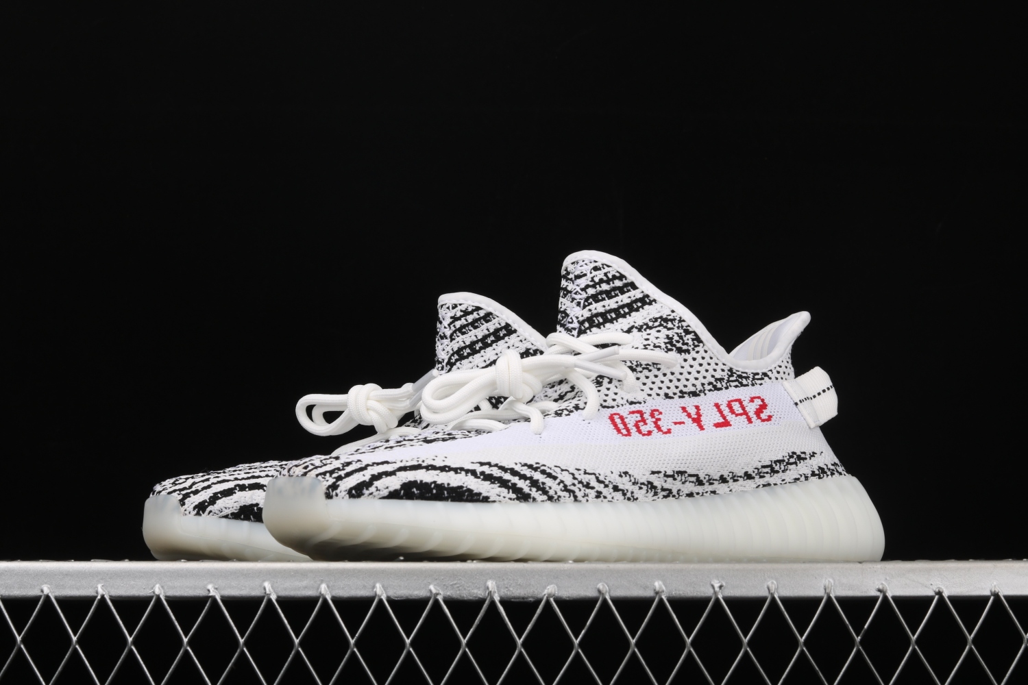 adidas Yeezy Boost 350 V2 Zebra CP9654