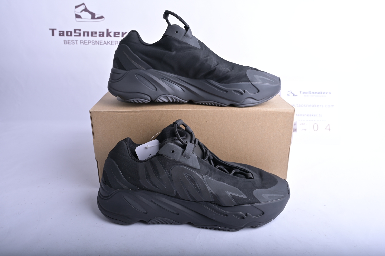 adidas Yeezy Boost 700 MNVN Triple Black FV4440