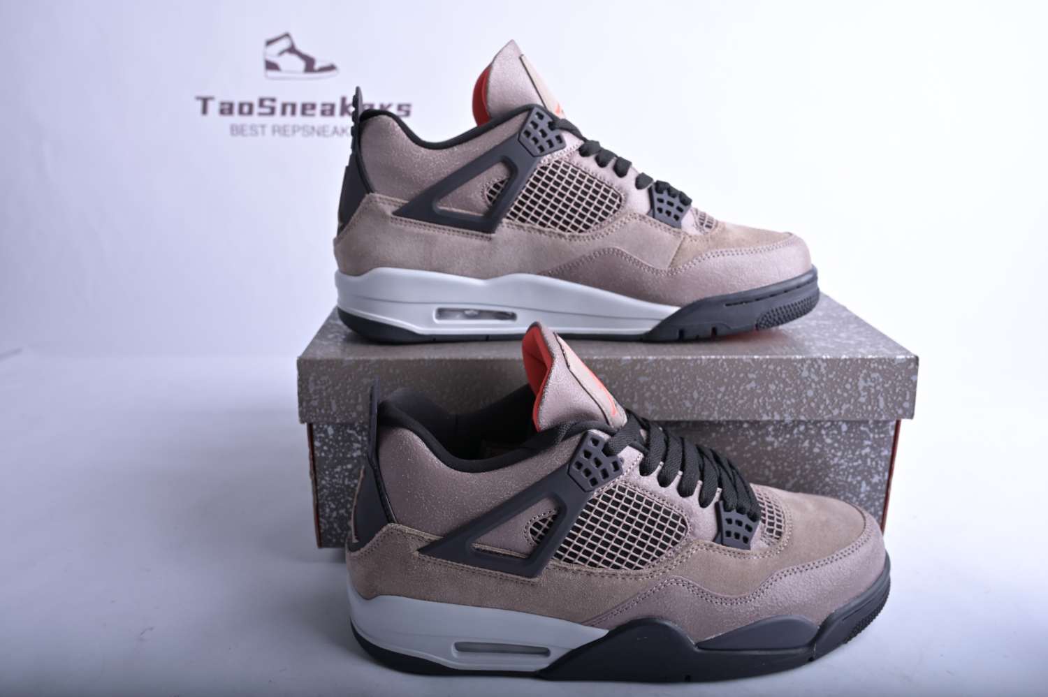 Jordan 4 Retro Taupe Haze DB0732-200