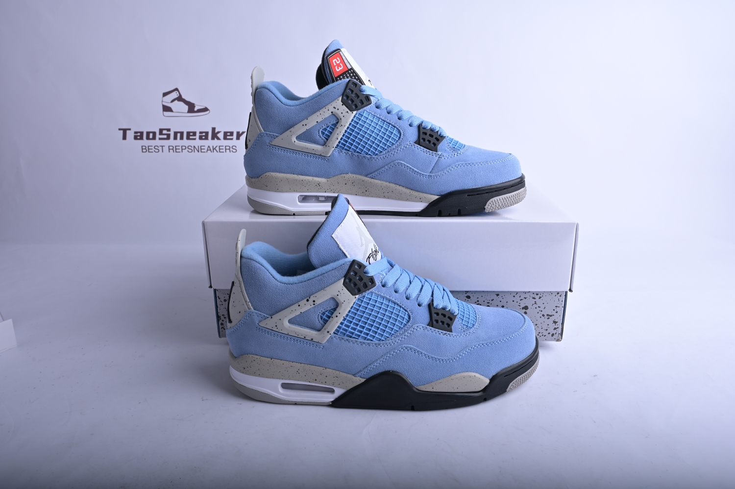 Air Jordan 4  University Blue CT8527-400