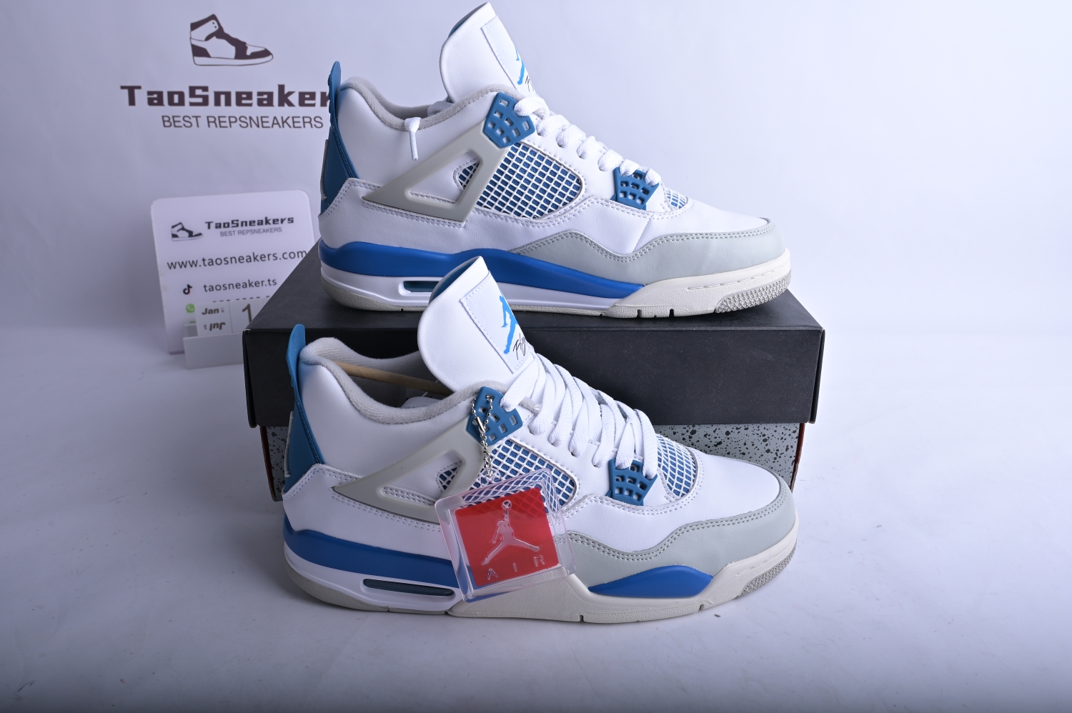 Jordan 4 Retro Military Blue (2012) 308497-105