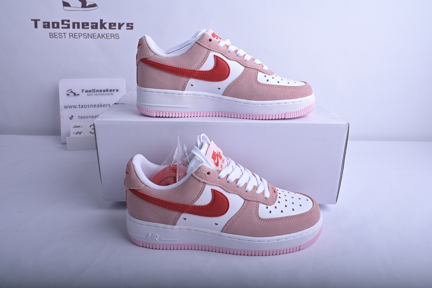Nike Air Force 1 Low 
