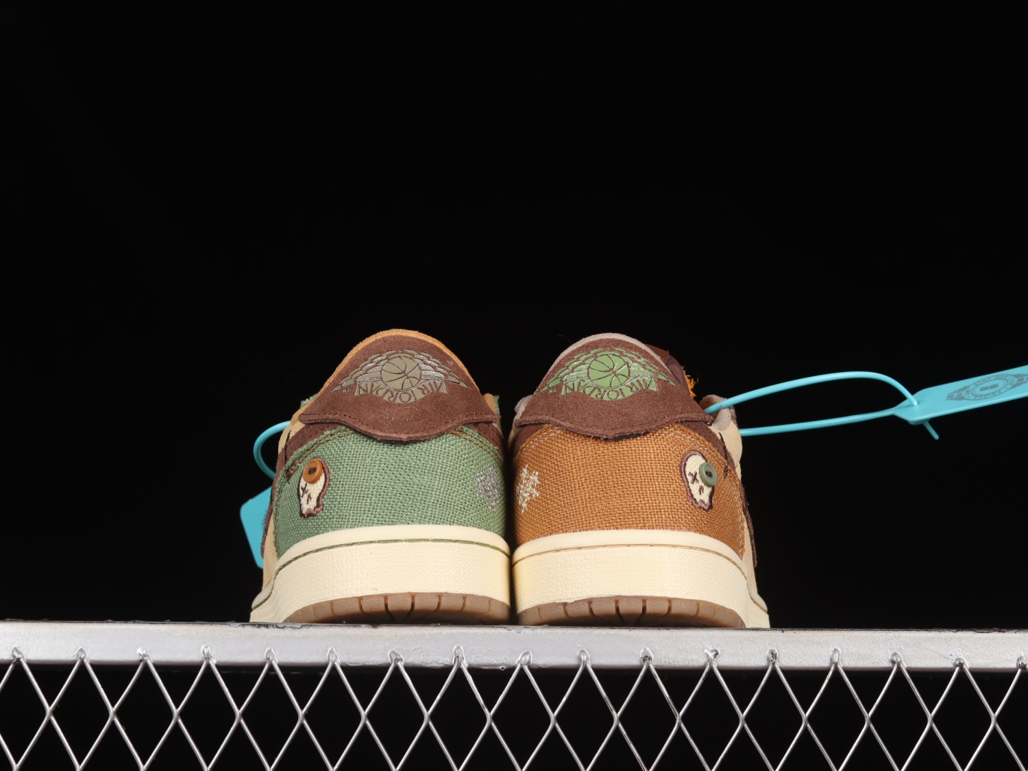 Jordan 1 Retro Low OG Zion Williamson Voodoo DZ7292-200