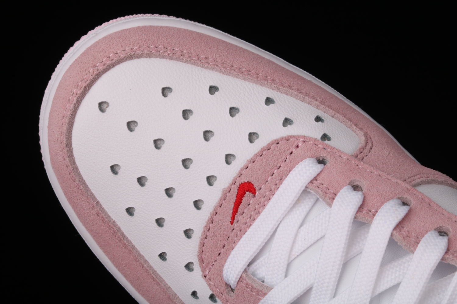 Nike Air Force 1 Low 