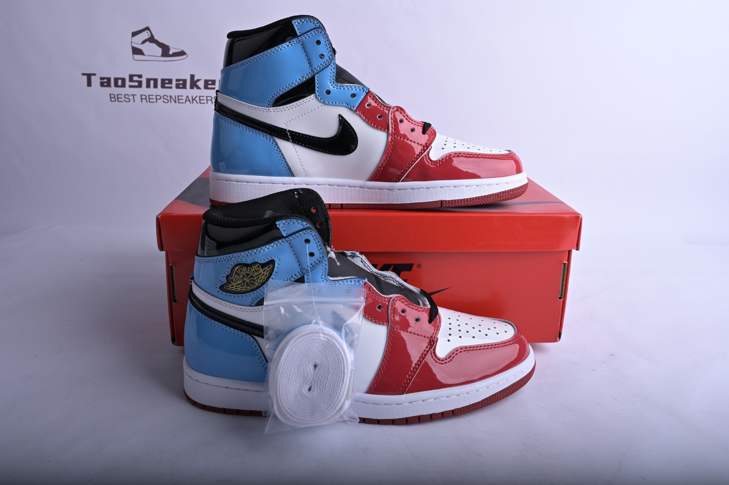 Jordan 1 Retro High Fearless UNC Chicago CK5666-100