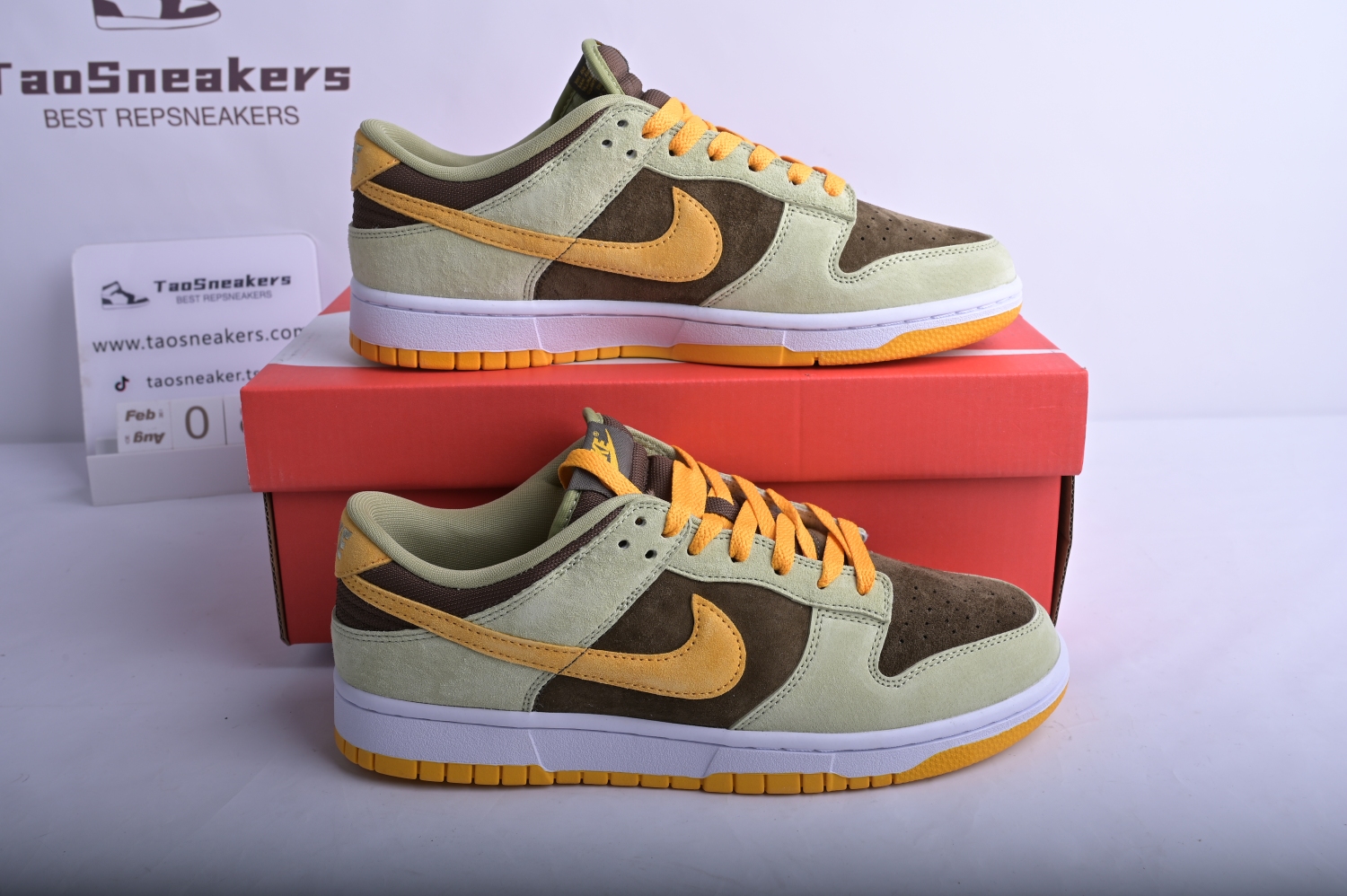 Nike Dunk Low Olive Brown Orange  DH5360-300