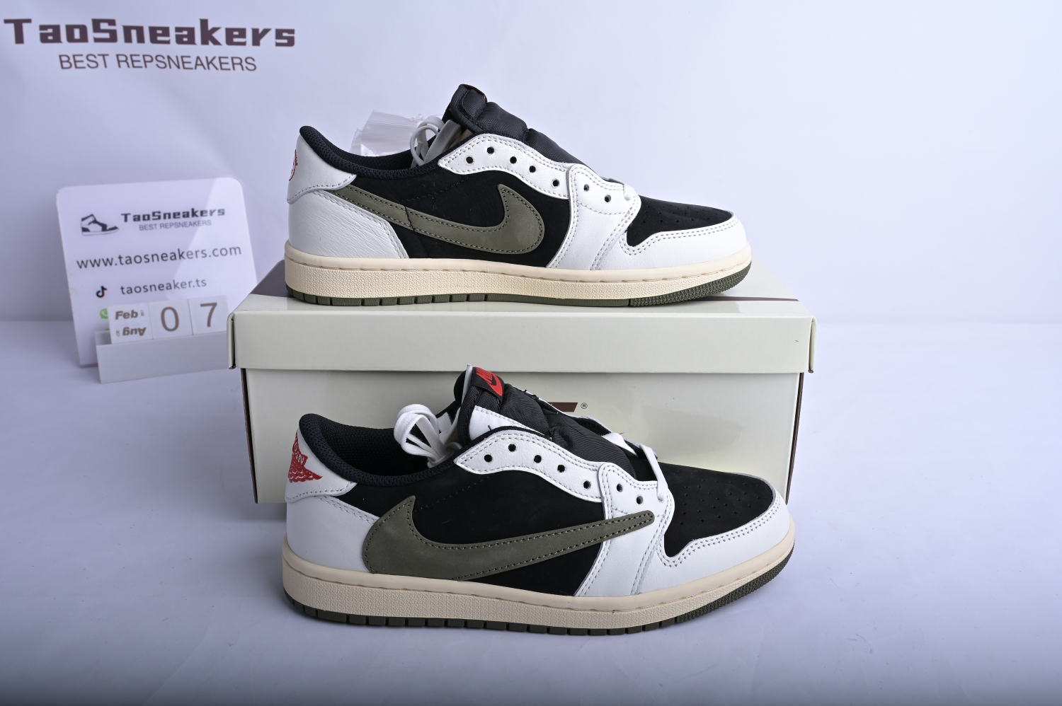 Jordan 1 Retro Low OG SP Travis Scott Olive DZ4317-106