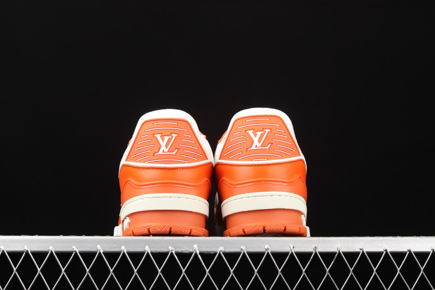 Lo**s Vu**ton LV Trainer Orange 400N ORANGE White