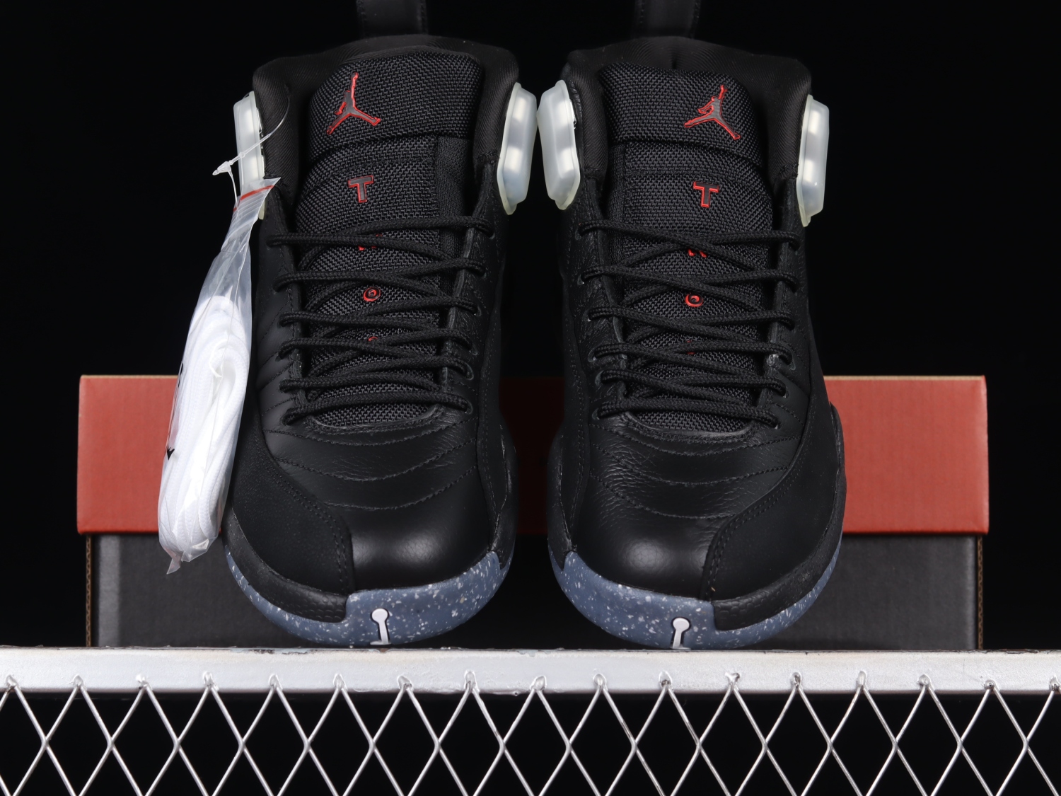 Jordan 12 Retro Utility DC1062-006