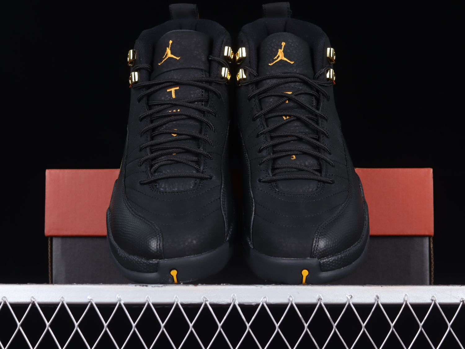 Jordan 12 Retro Black Taxi CT8013-071