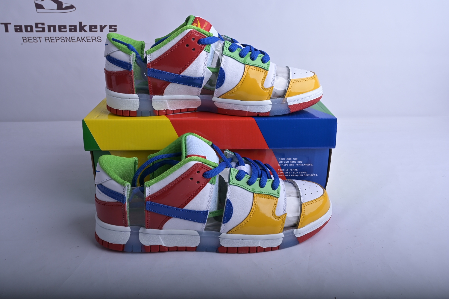 Nike SB Dunk Low Sandy Bodecker FD8777-100