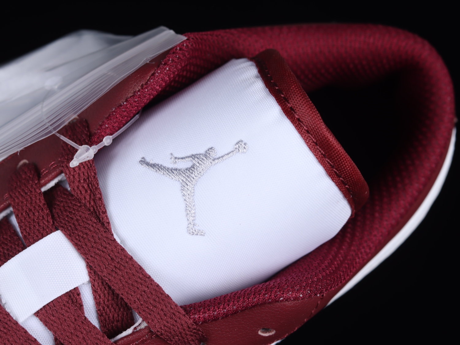 Jordan 1 Low White Bordeaux 553558-615