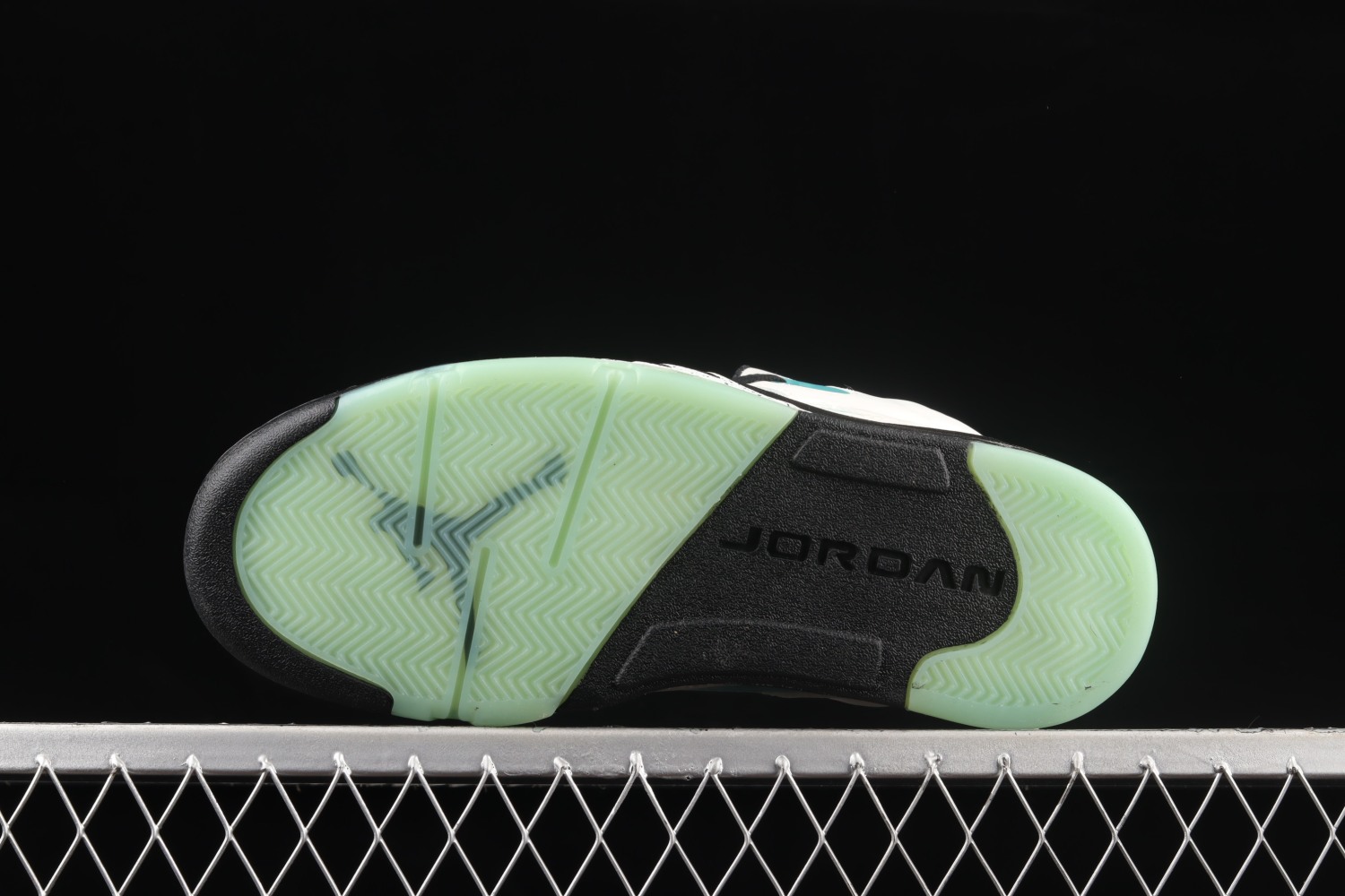 Jordan 5 Retro Island Green CN2932-100