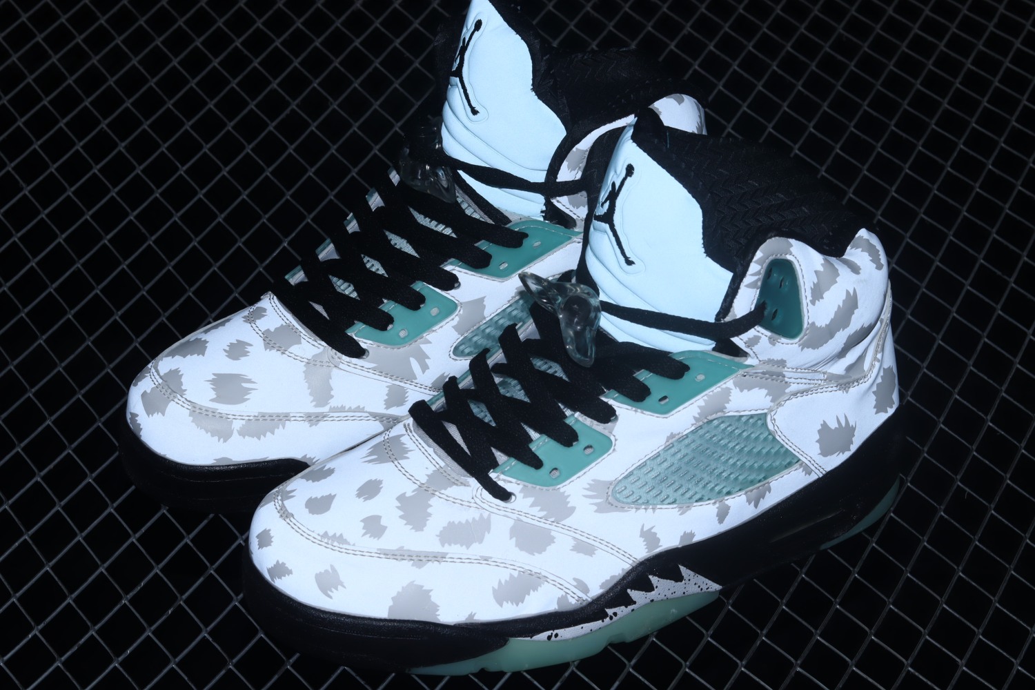 Jordan 5 Retro Island Green CN2932-100