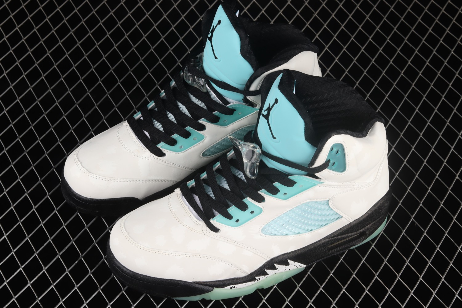 Jordan 5 Retro Island Green CN2932-100