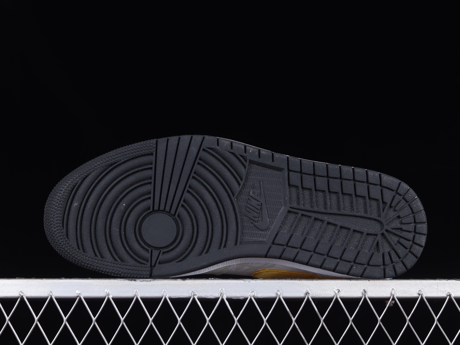Jordan 1 Low Palm Tree CK3022-107