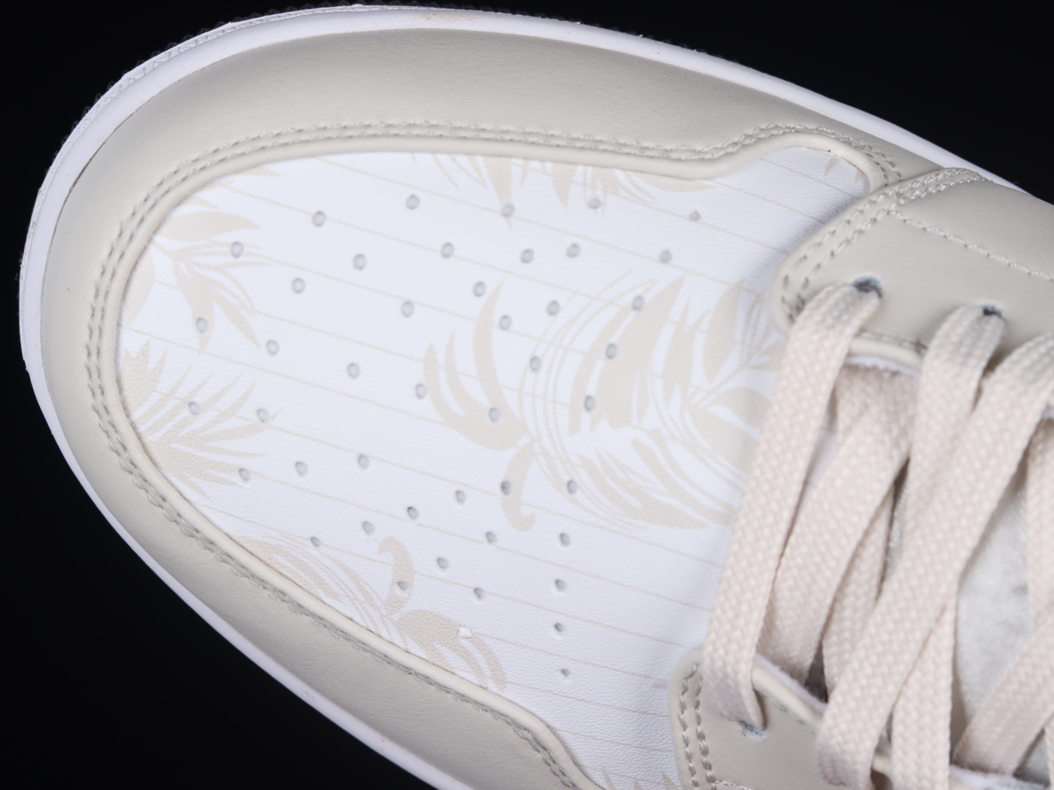 Jordan 1 Low Palm Tree CK3022-107