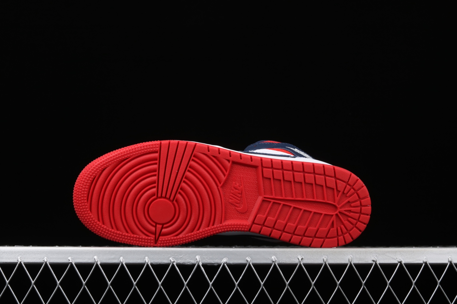 Jordan 1 Mid SE USA (GS) BQ6931-104
