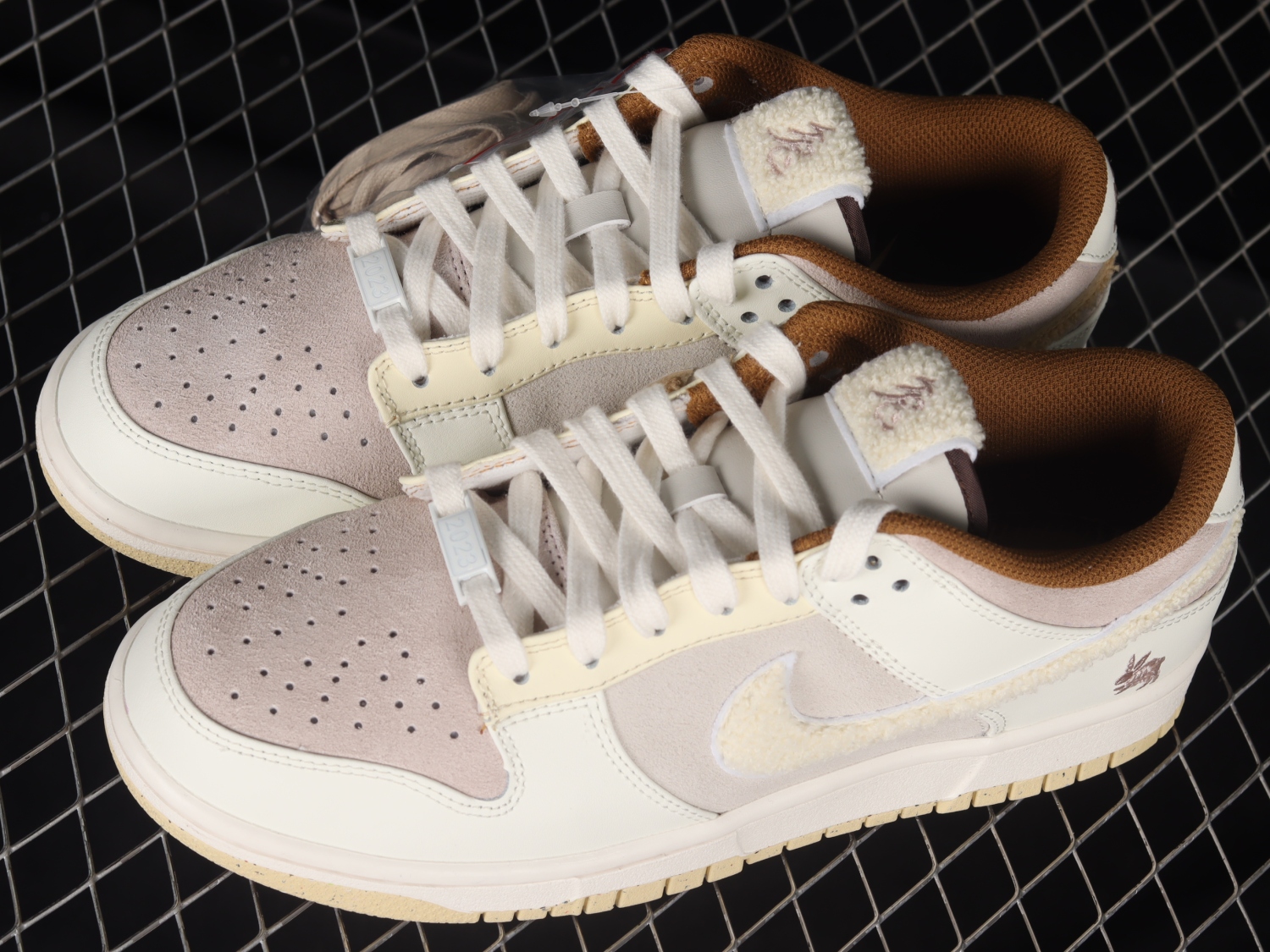 Nike Dunk Low Retro PRM Year of the Rabbit Fossil Stone (2023) FD4203-211