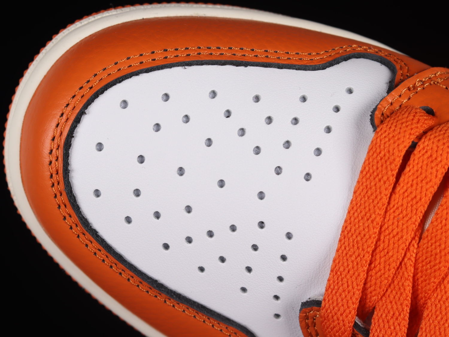 Jordan 1 Retro High OG Starfish (W) DO9369-101