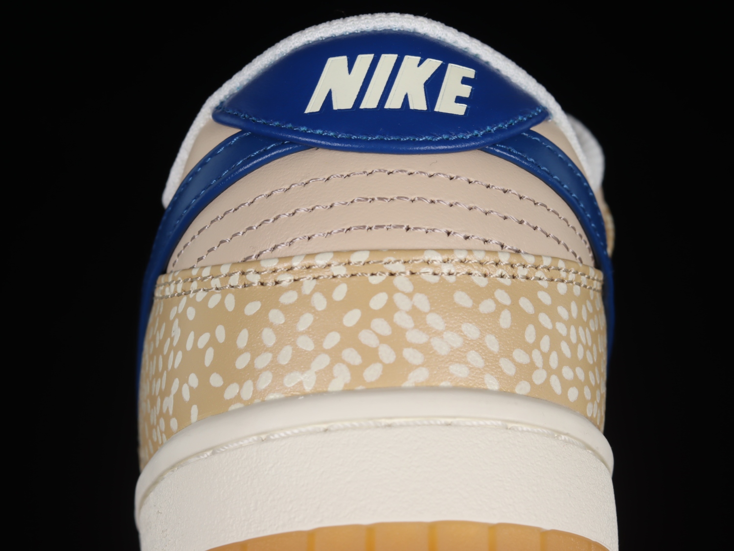 Nike Dunk Low Montreal Bagel Sesame DZ4853-200