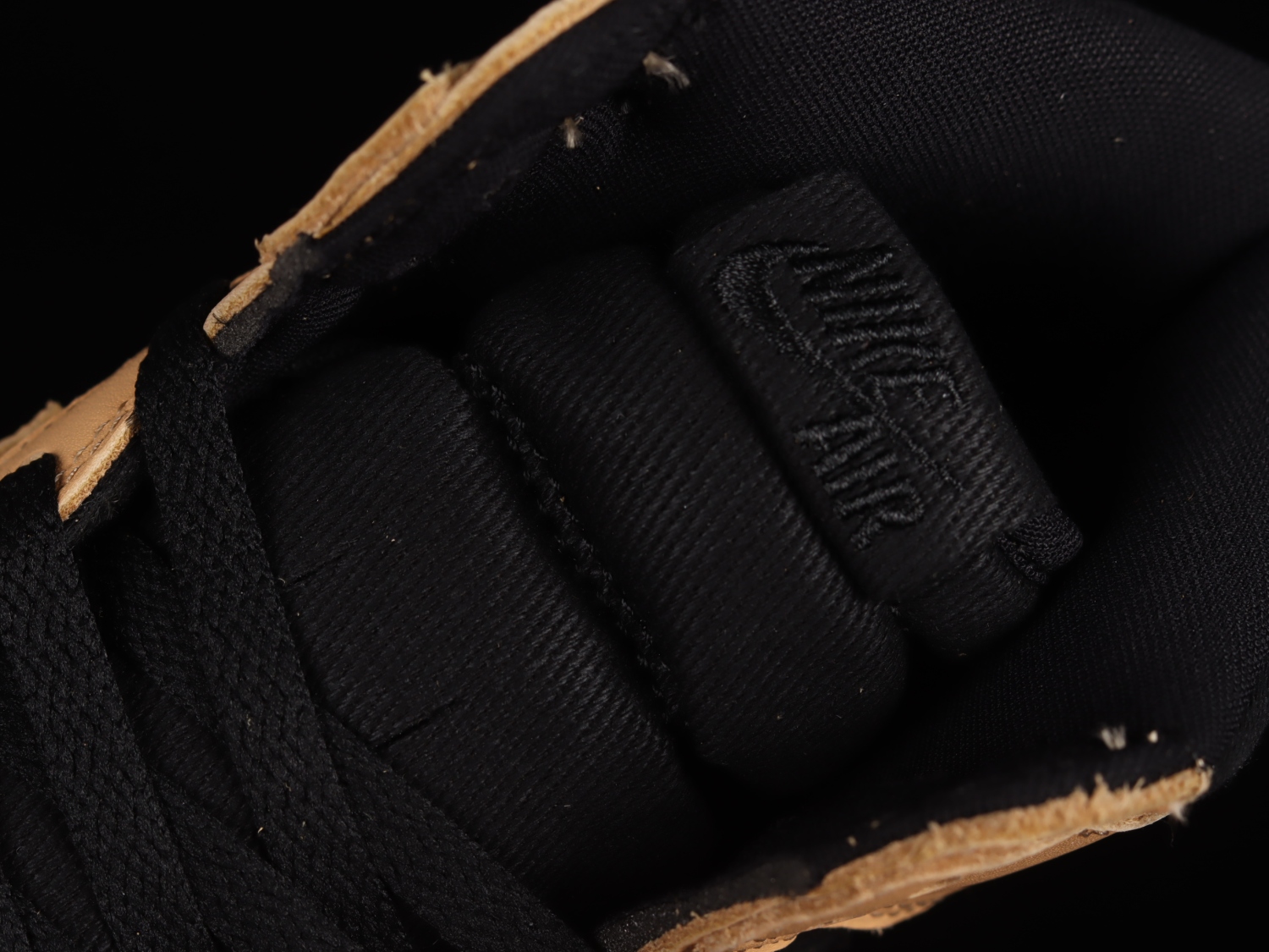 Jordan 1 Retro High OG Heirloom 555088-202