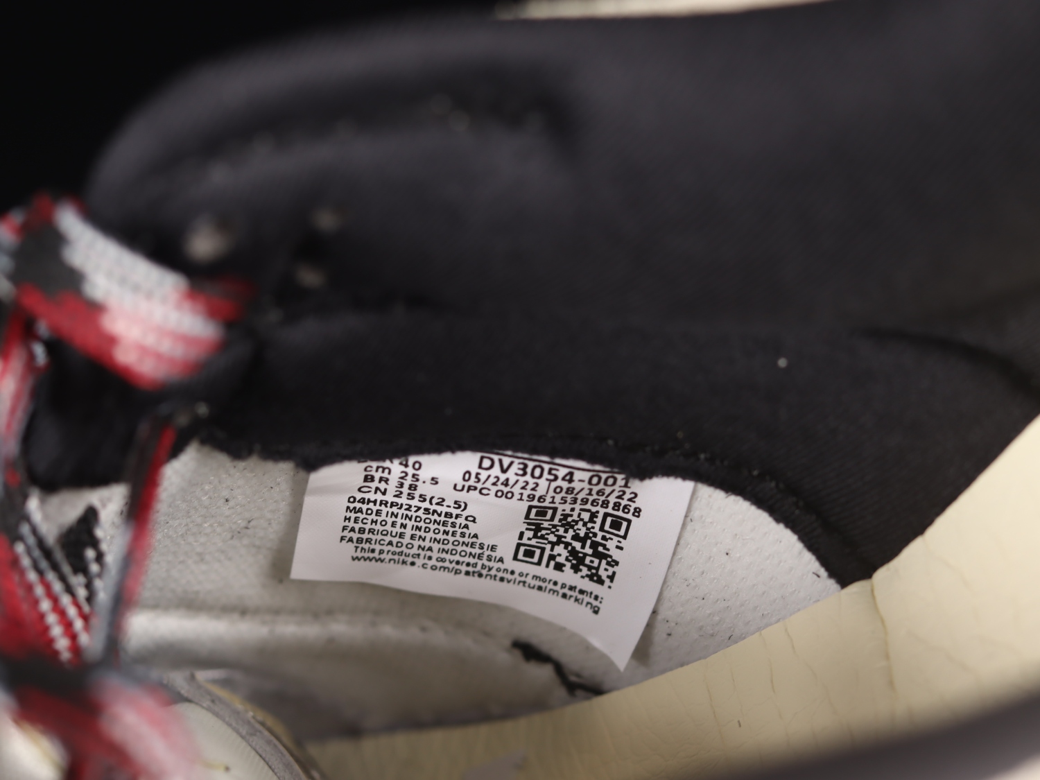 Nike Dunk Low LX Black Team Gold DV3054-001 (TS Batch)