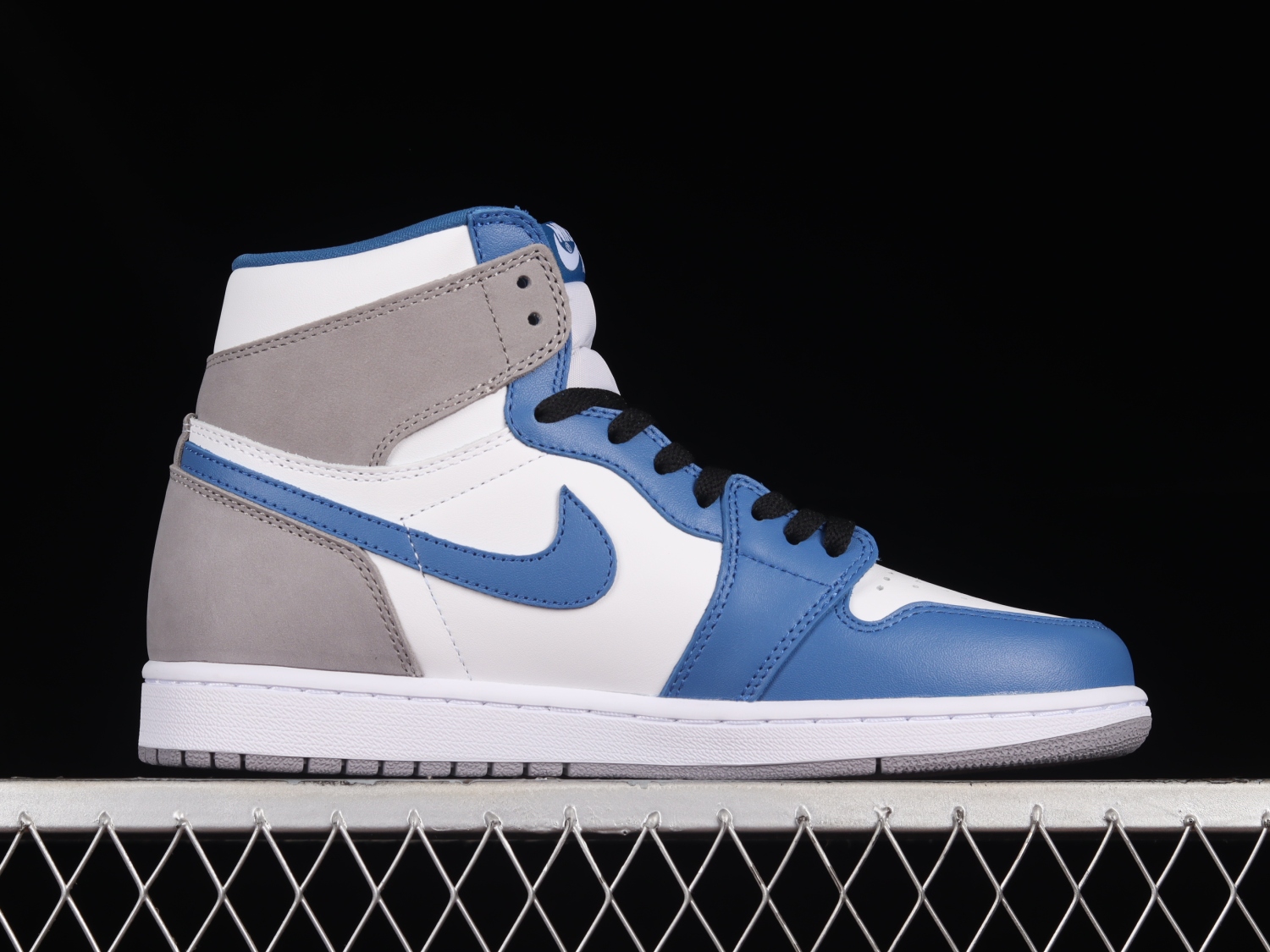 Jordan 1 Retro High OG True Blue DZ5485-410