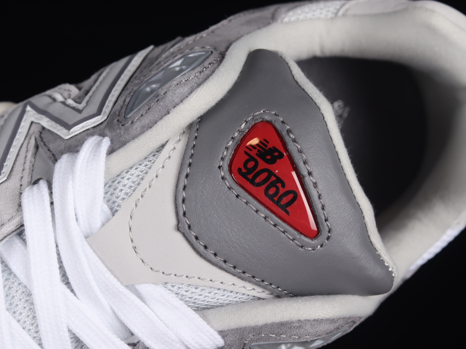 New Bal*nce 9060 Rain Cloud Grey U9060GRY