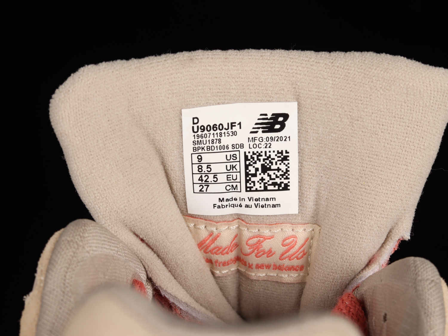New Bal*nce 9060 Joe Freshgoods Inside Voices Penny Cookie Pink U9060JF1