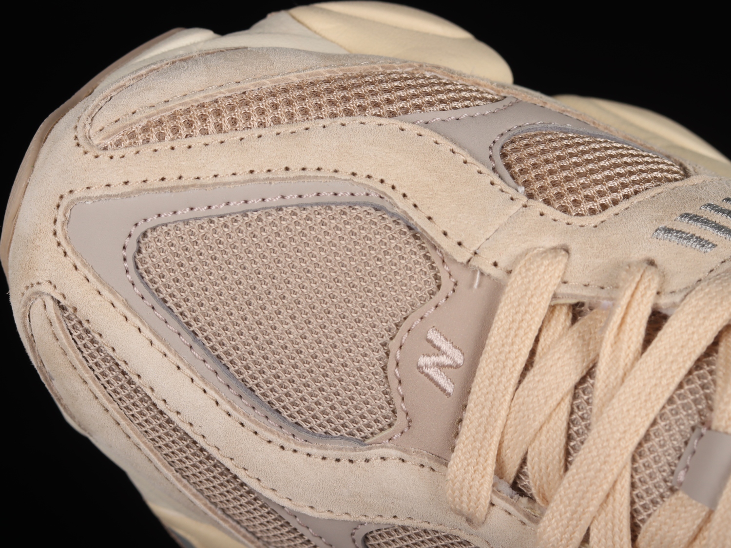 New Bal*nce 9060 Ivory Cream Pink Sand U9060WCG