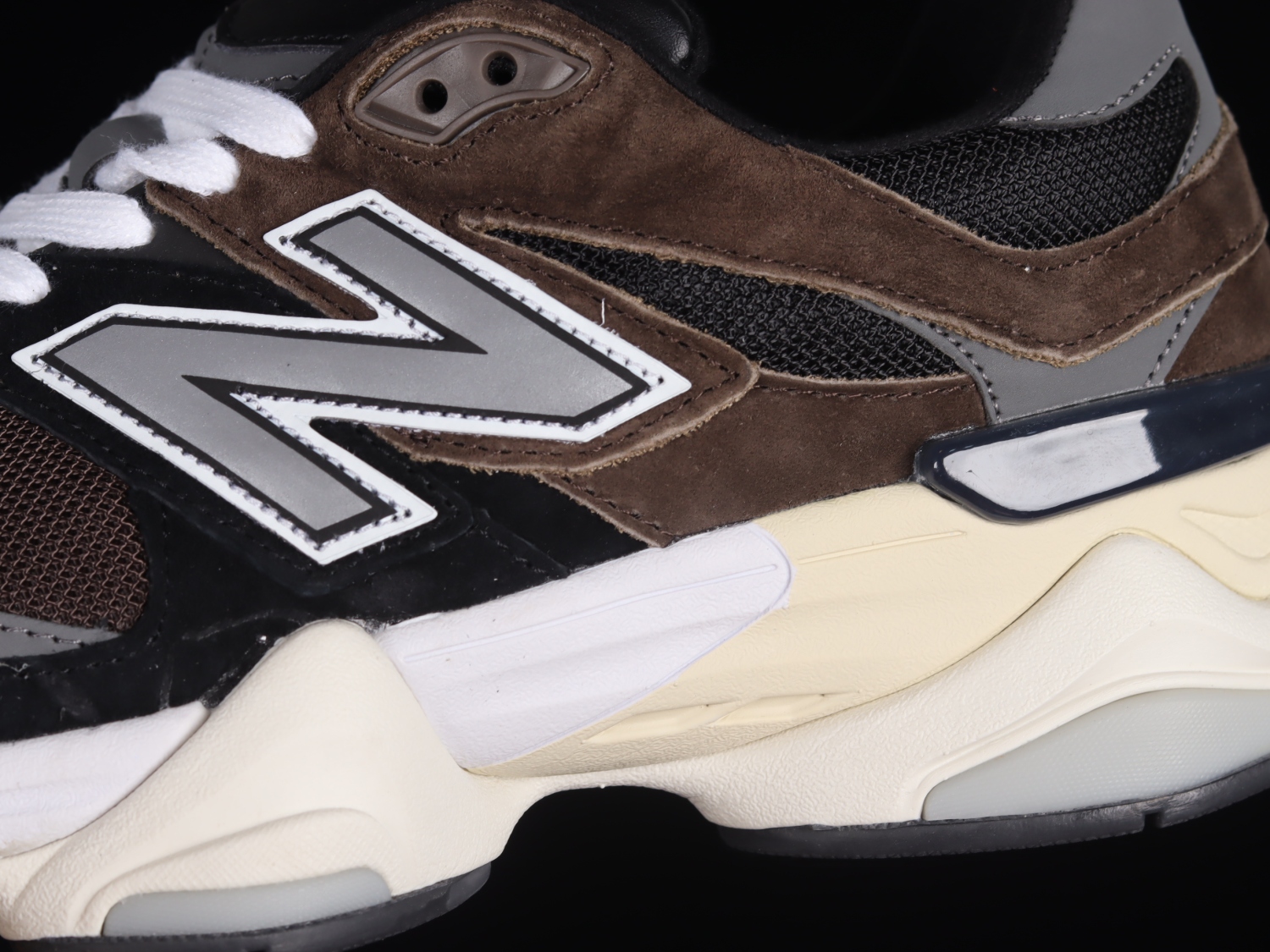 New Bal*nce 9060 Brown Black U9060BRN