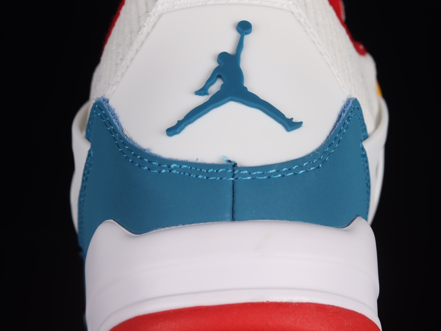 Jordan 4 Retro Messy Room (GS) DR6952-400