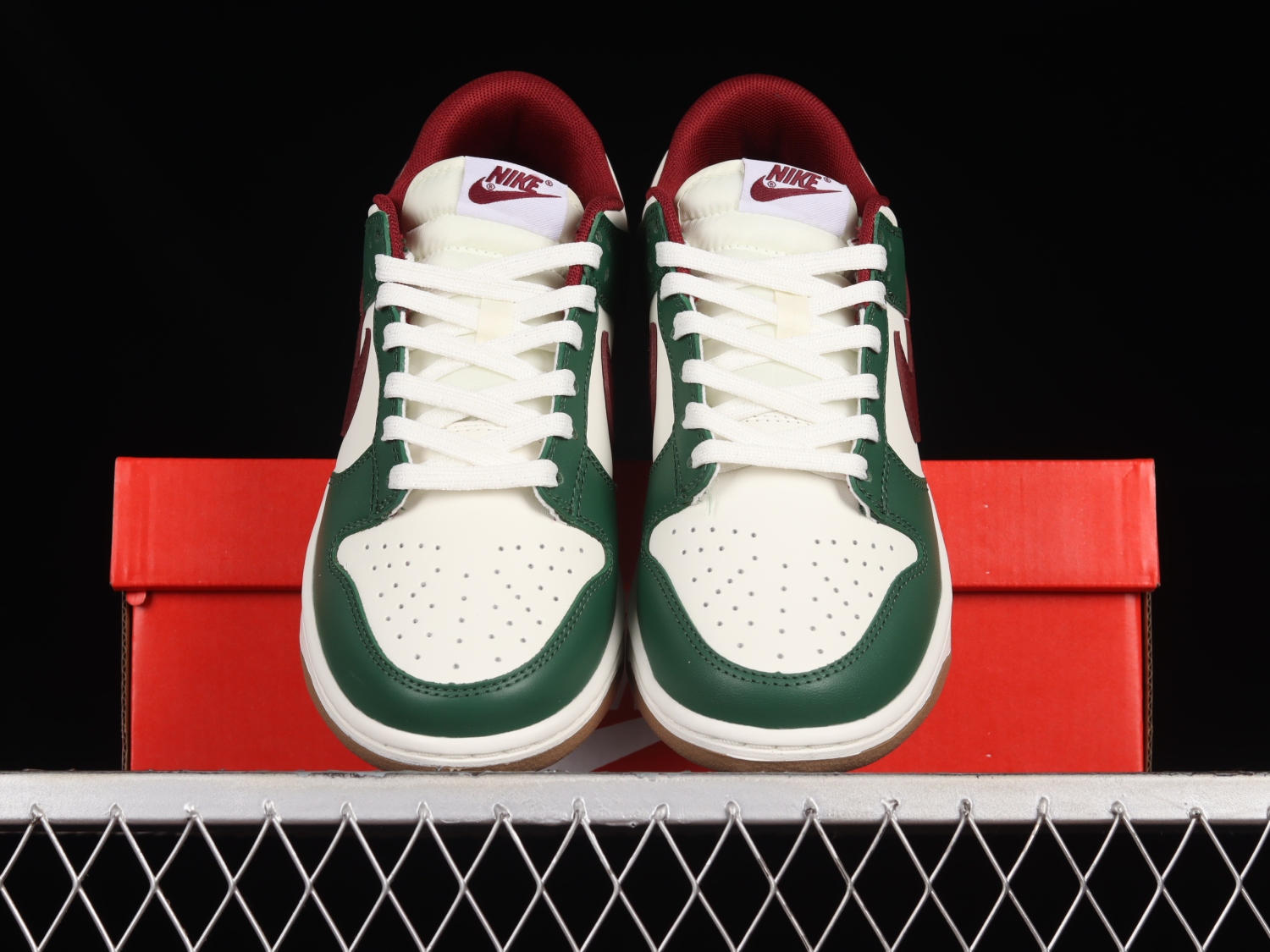 Nike Dunk Low Gorge Green FB7160-161