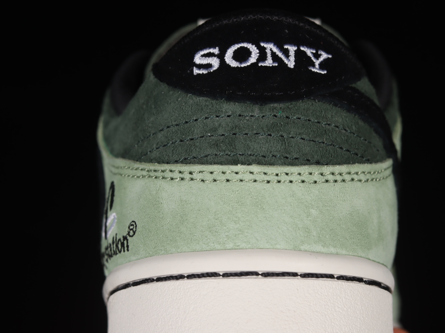 Nike SB Dunk Low Playstatlon Green White Black CU1726-777