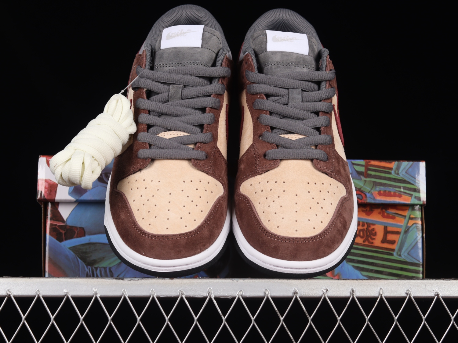 Otomo Katsuhiro x Nk SB Dunk Low  Steamboy OST  CV1026-053