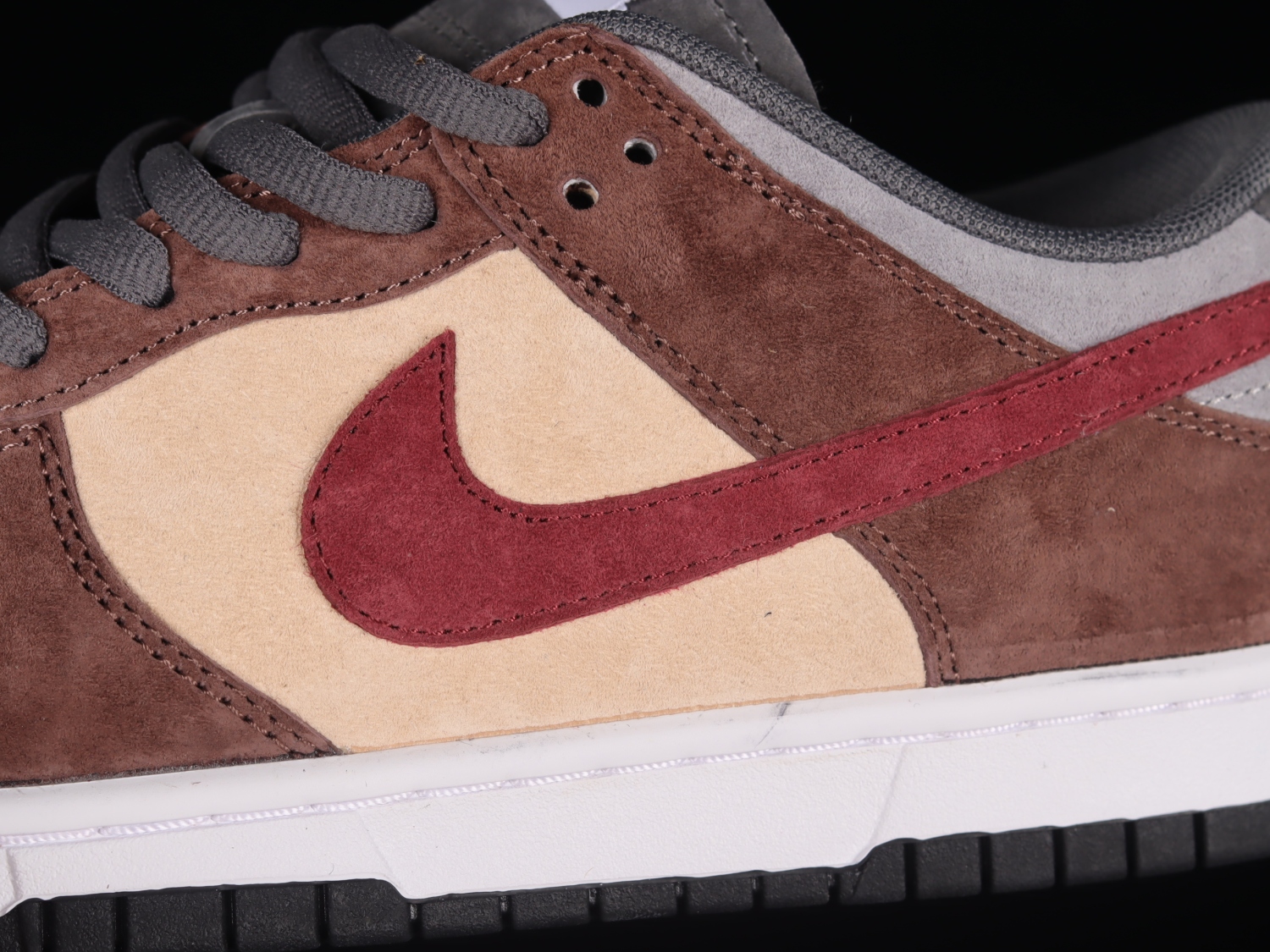 Otomo Katsuhiro x Nk SB Dunk Low  Steamboy OST  CV1026-053
