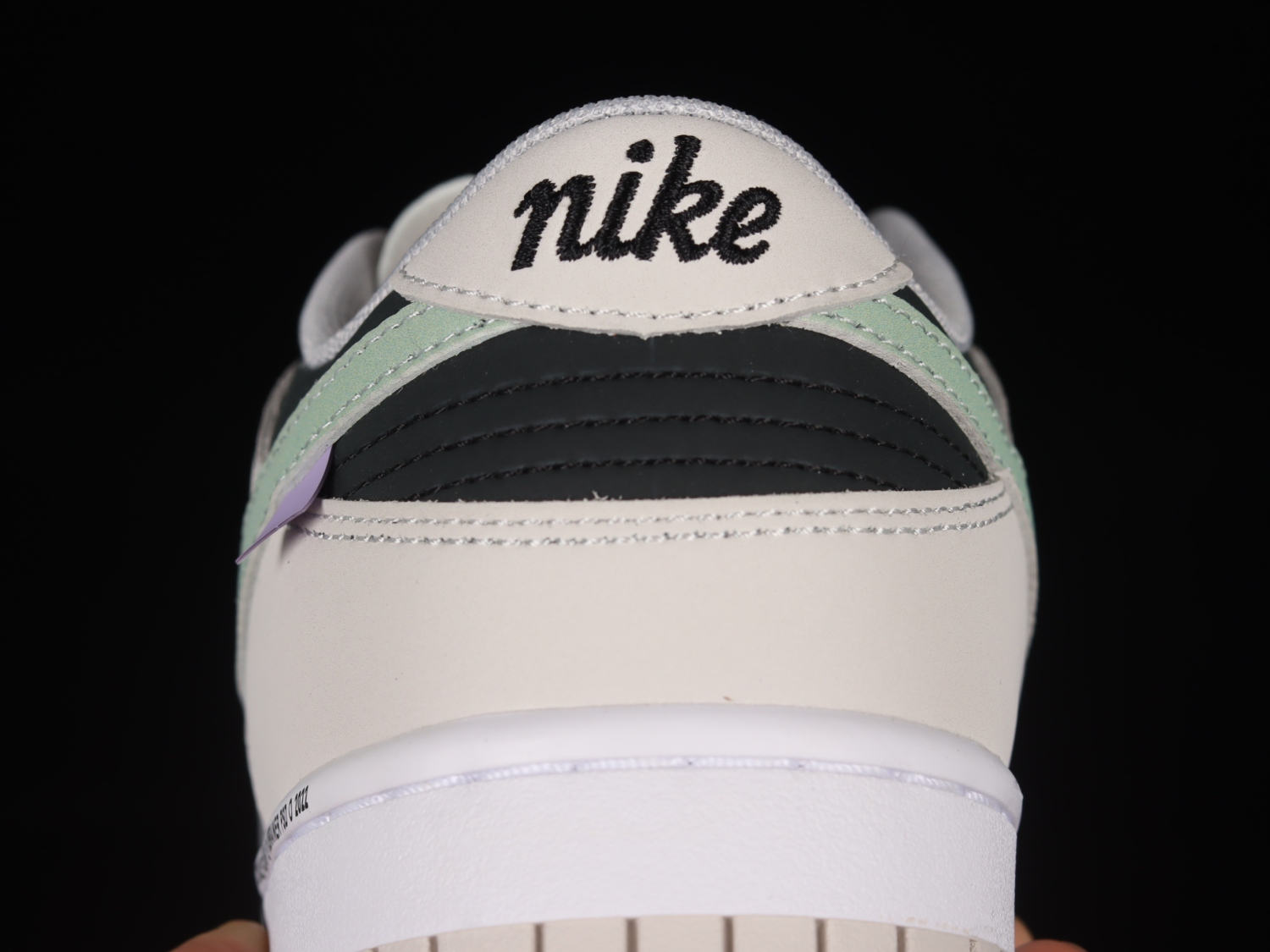 Nk SB Dunk Low RU2236-565