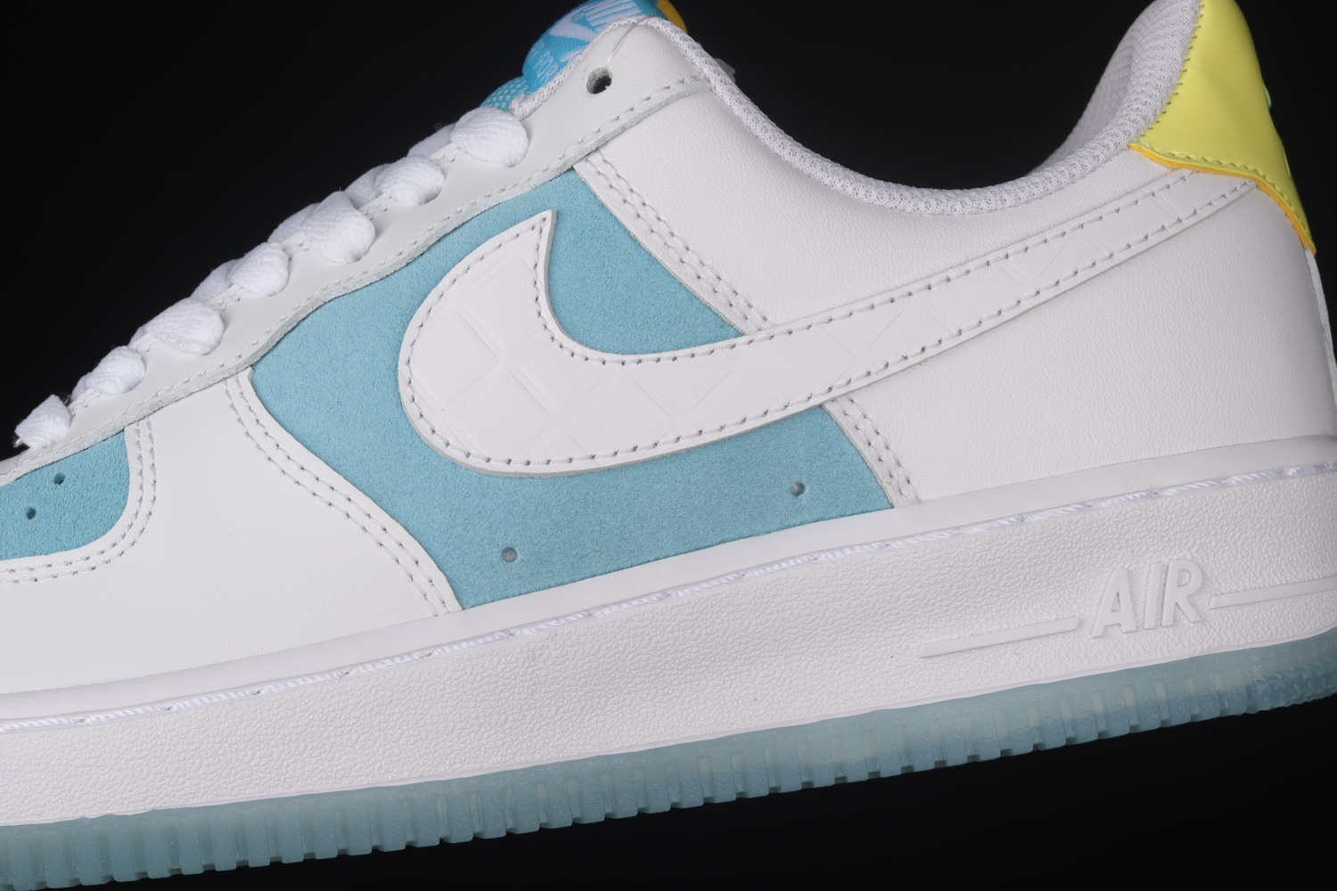 Nike Air Force 1 07 Low White Light Blue AA7687-400