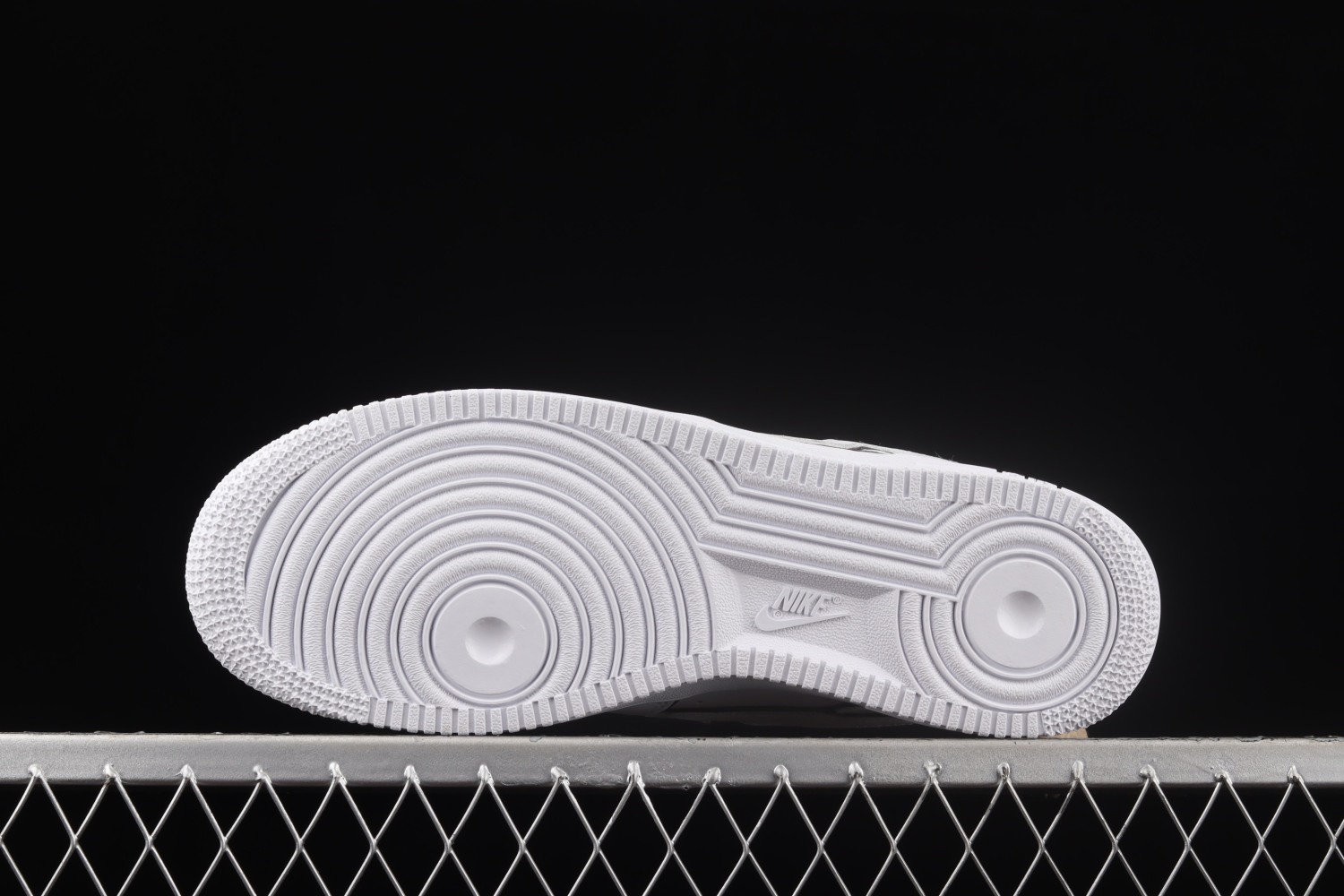 Nike Air Force 1 07 Low Xavier White Black Shoes CW2288-302
